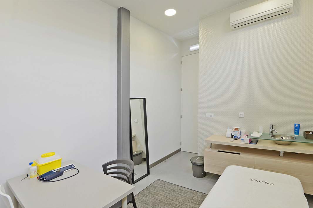 farmacia-alvim-portugal-medd-design-2 farmacia-alvim-portugal-medd-design-2