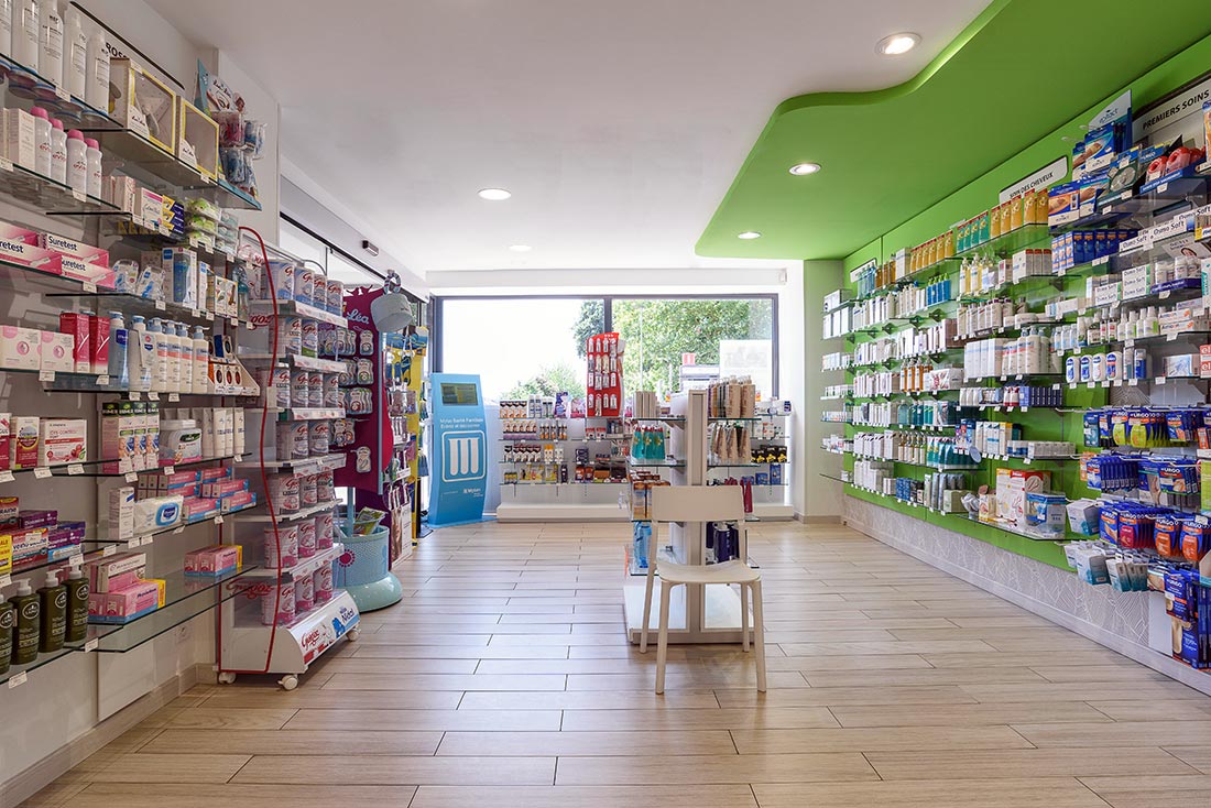Pharmacie-du-Petit-Belgique-medd-design-remodelação-farmácia-3 Pharmacie-du-Petit-Belgique-medd-design-remodelação-farmácia-3