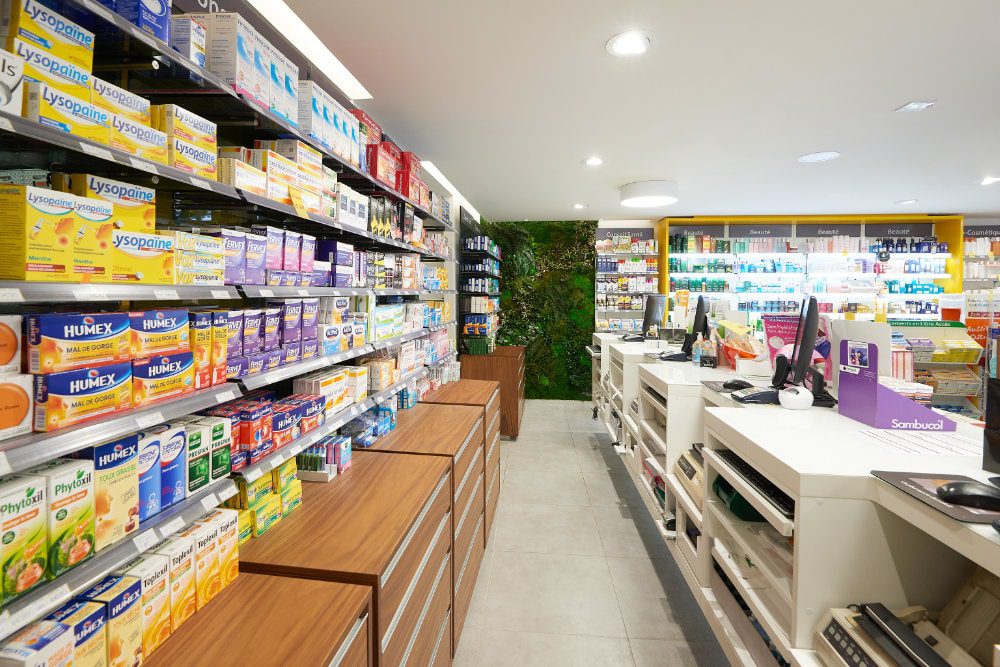 Pharmacie-du-Soleil-medd-health-design-remodelação-4 Pharmacie-du-Soleil-medd-health-design-remodelação-4
