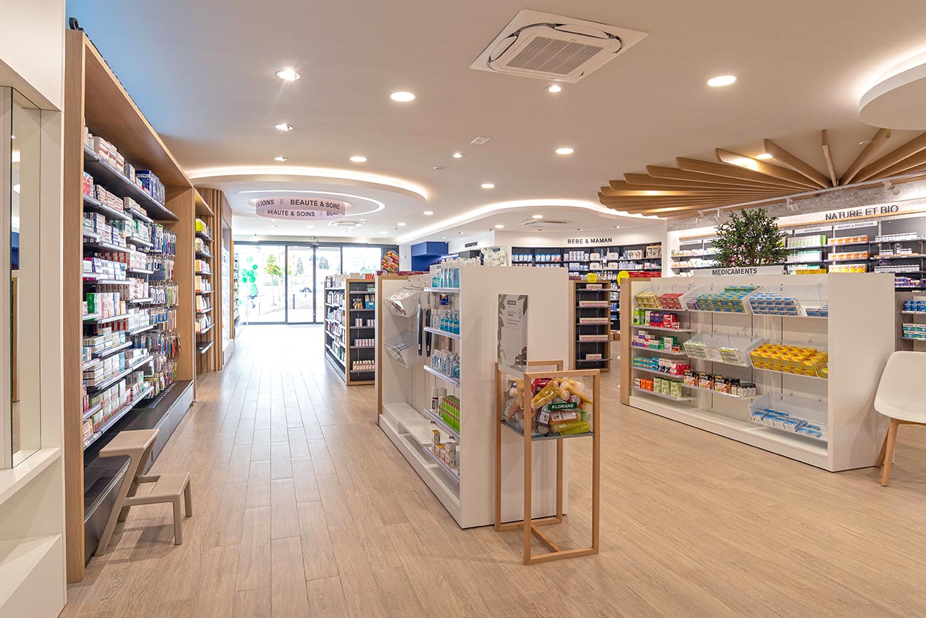Pharmacie-du-Pôle-Santé-medd-design-renovação-de-farmácia-5 Pharmacie-du-Pôle-Santé-medd-design-renovação-de-farmácia-5