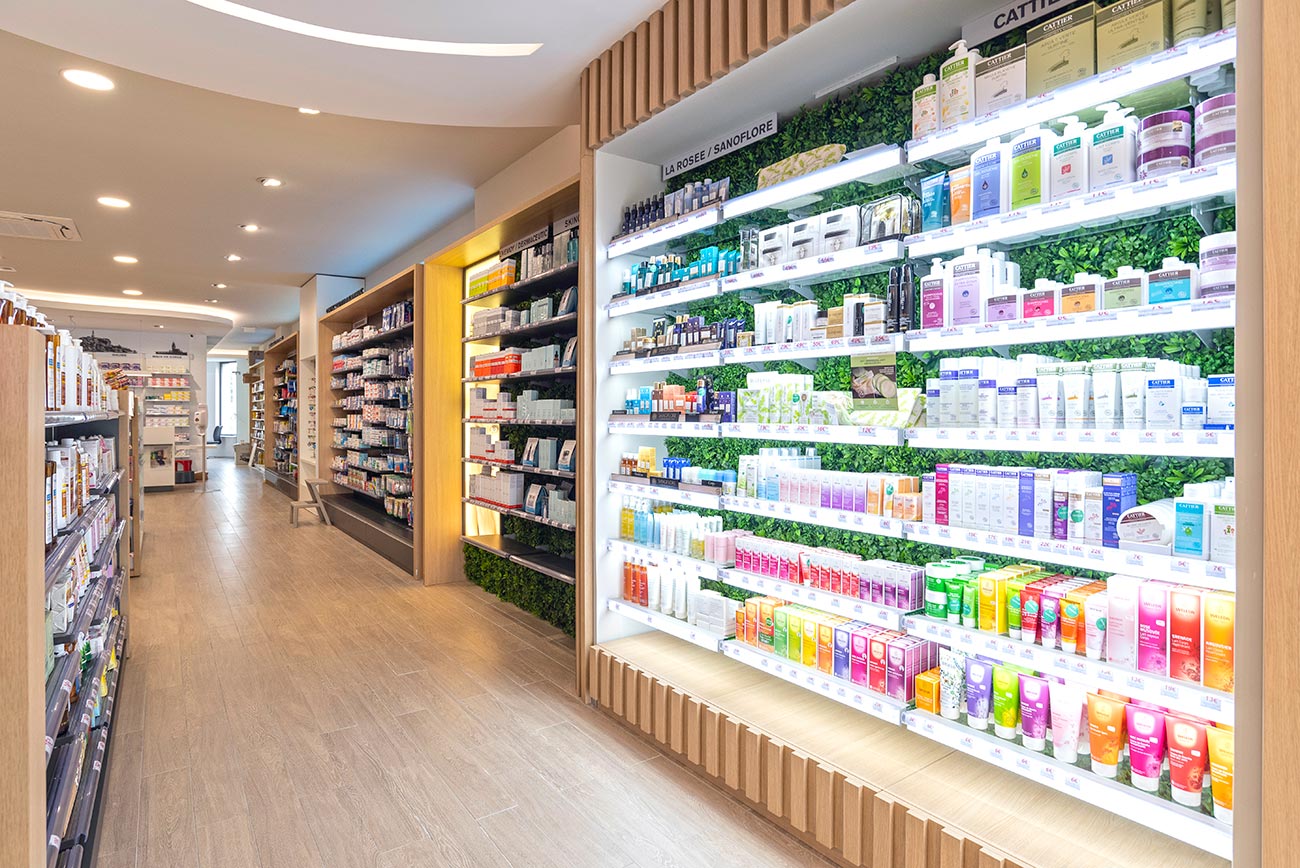 Pharmacie-du-Pôle-Santé-medd-design-renovação-de-farmácia-3 Pharmacie-du-Pôle-Santé-medd-design-renovação-de-farmácia-3