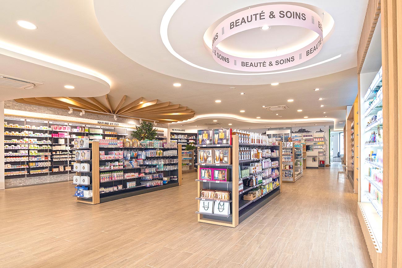 Pharmacie-du-Pôle-Santé-medd-design-renovação-de-farmácia-1 Pharmacie-du-Pôle-Santé-medd-design-renovação-de-farmácia-1