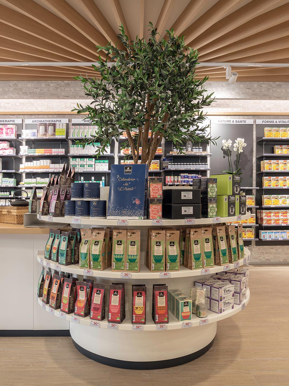 design-de-interiores-pharmacie-du-pole-sante