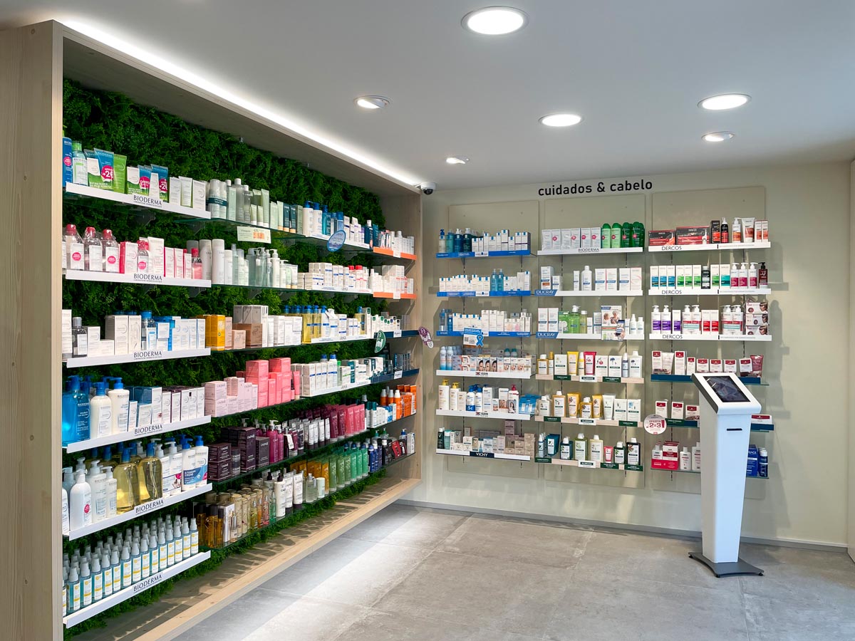 La Pharmacie Higiene_Medd Agencement_Renovation de pharmacie_2021_1_2 La Pharmacie Higiene_Medd Agencement_Renovation de pharmacie_2021_1_2