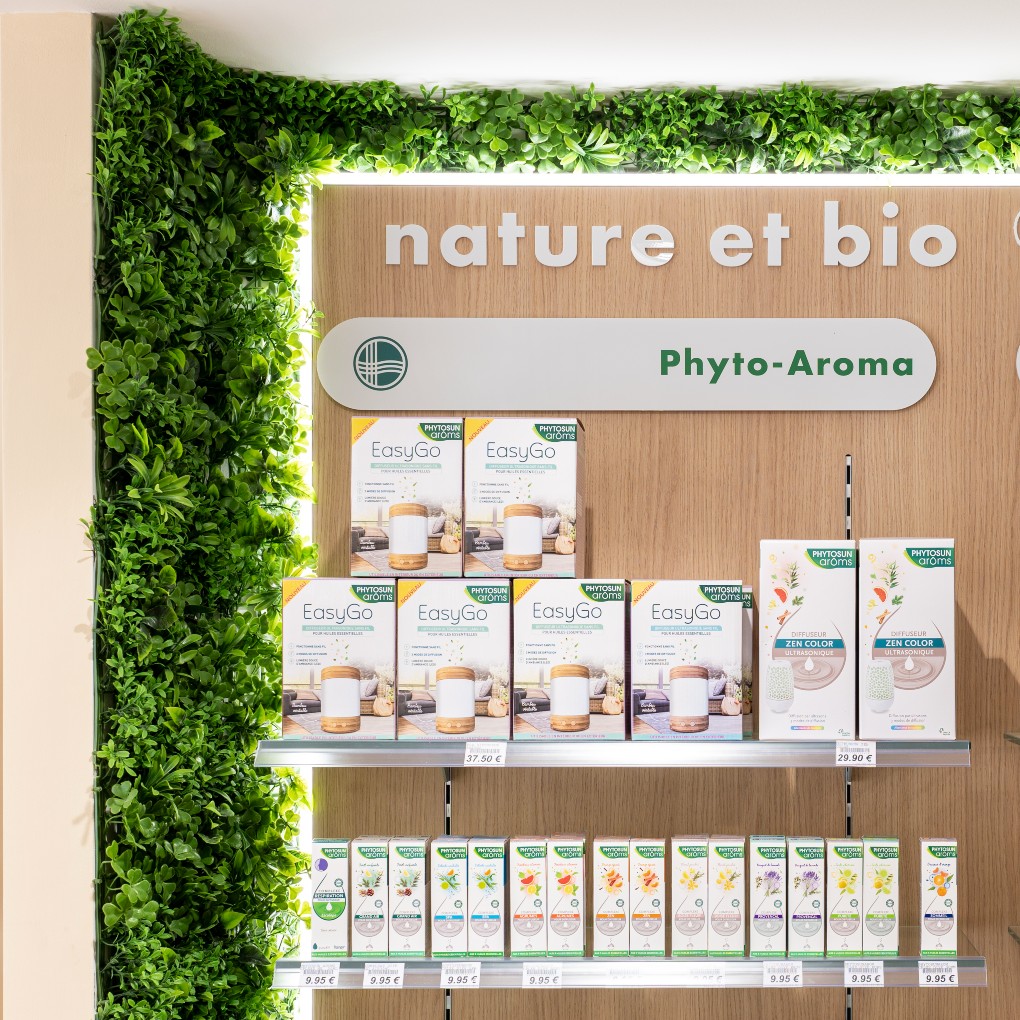 Pharmacie de l’Ornain_Mai2022_AgenceMEDD_4 Pharmacie de l'Ornain, Agencement, remodelaçao de farmacia, espaço natura, design de interiores.