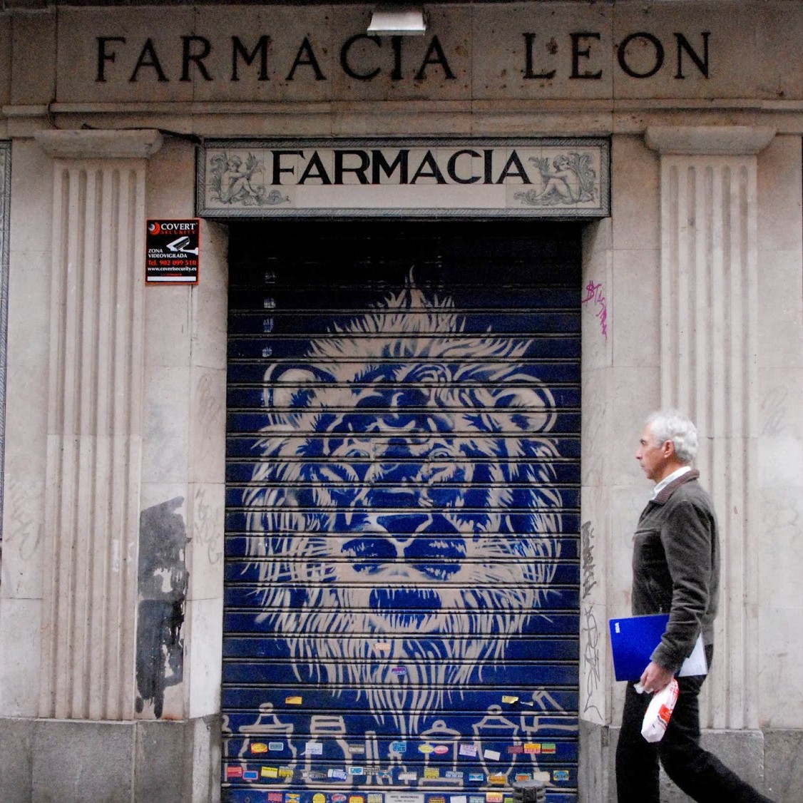 Farmacia de la Calle León-medd design-blog Farmacia de la Calle León -medd design-blog farmacia historica, farmacia com historia