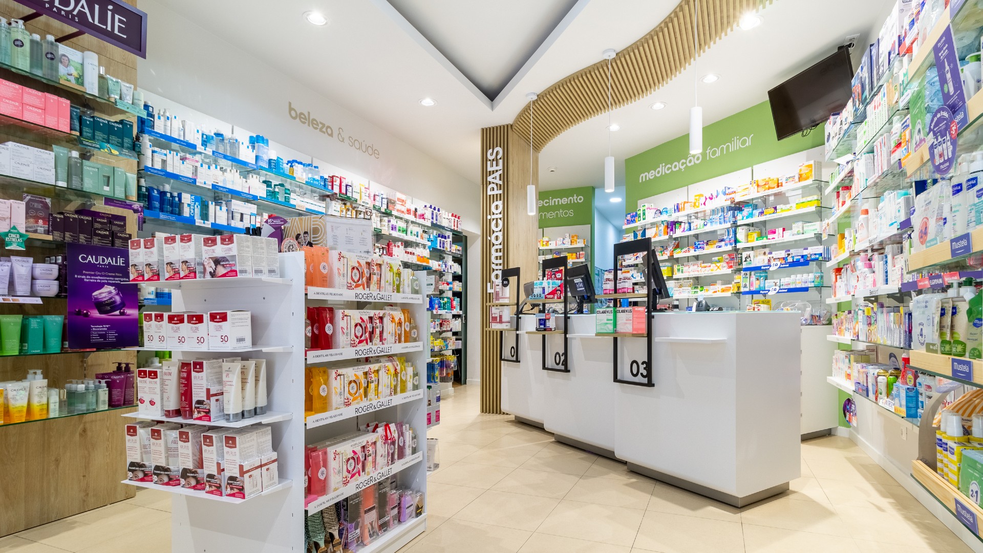 Remodelação-de-farmacia-medd-Farmácia Paes-design-novo-projeto-2024
